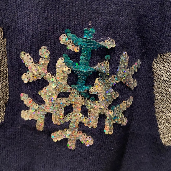 Girls winter sweater “Let IT Snow” size 7-8 - Picture 5 of 5